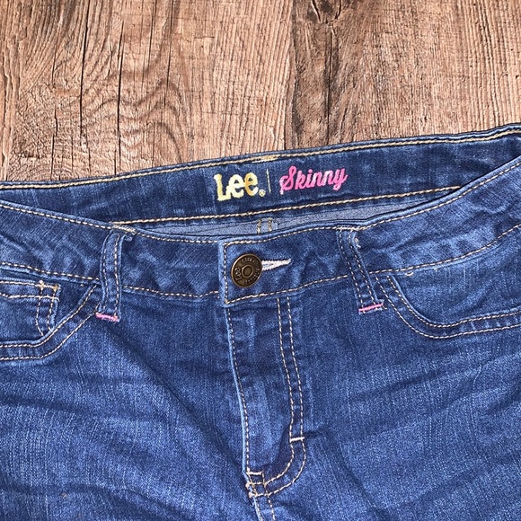 2/15$ (3) girls jeans 12-14. Lee , Jordache - Picture 8 of 8